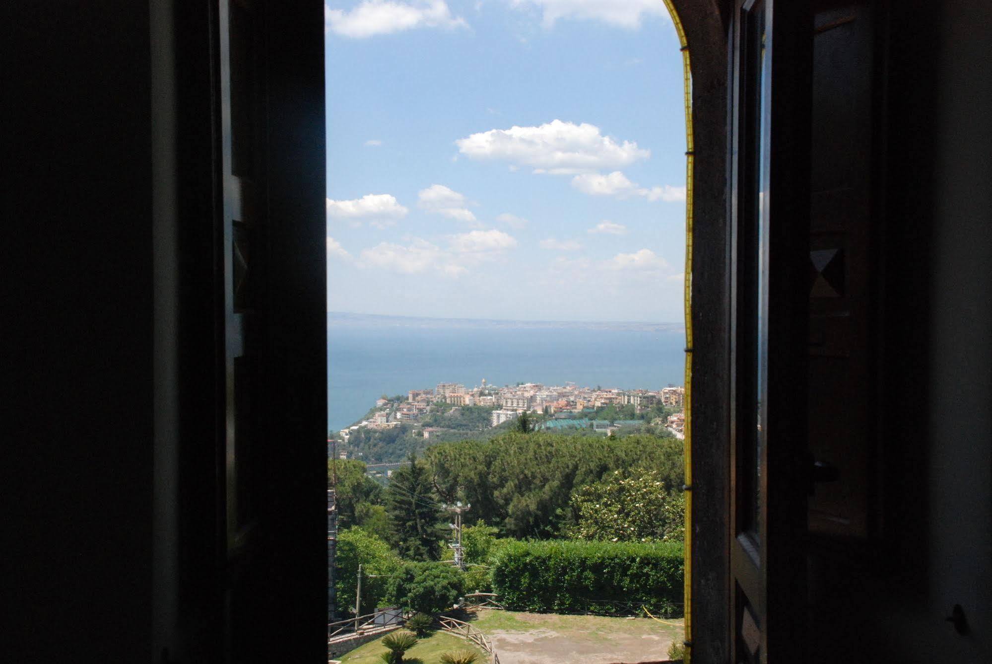 Villa Della Porta - Dimora Storica Vico Equense Exterior photo